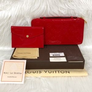 ❌ SOLD ❌ Louis Vuitton Red Vernis Daily Organizer